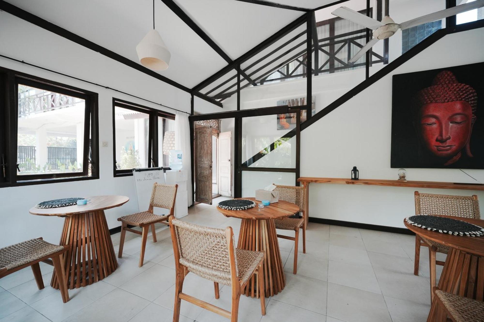 Sattva Yoga Retreat Villas Canggu Zewnętrze zdjęcie